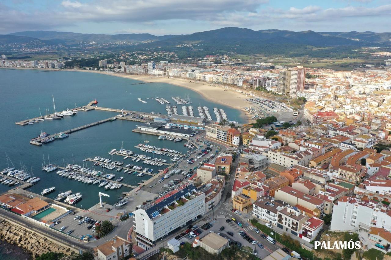 Espectacular Apartament A Palamos Centre! Amb Wifi Екстериор снимка